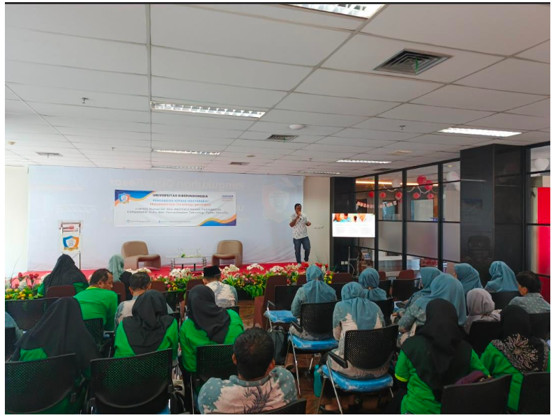 Literasi Numerasi dan Geometri serta Pemanfaatan Teknologi Keamanan Digital